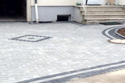 Block Paved Paths & Surfaces in Tewin