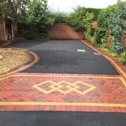 Licenced Tarmac contractors near Hertfordshire